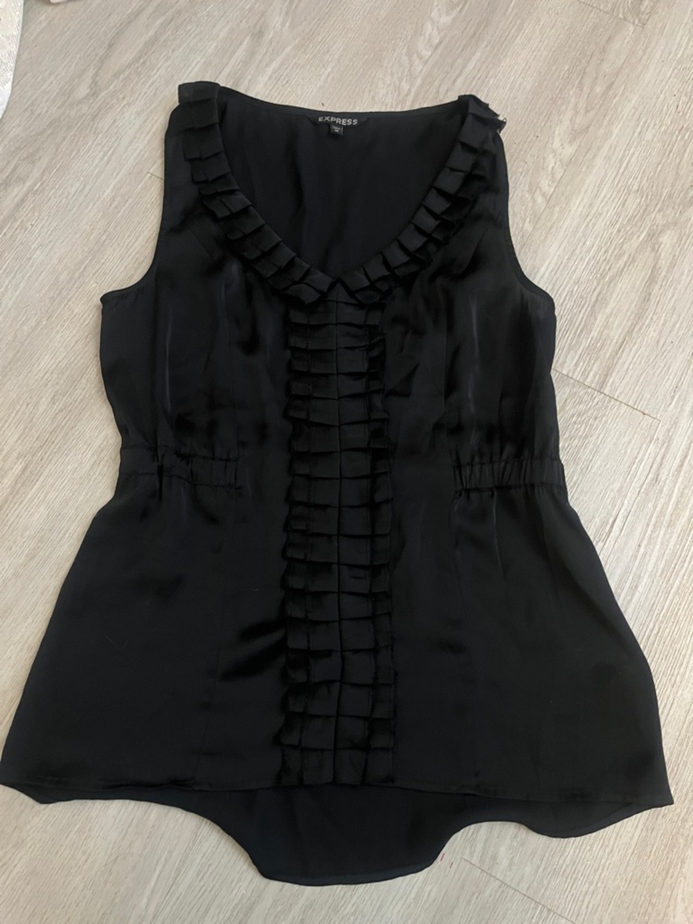 Express Black Ruffled Tank Medium - Picture 7 of 8